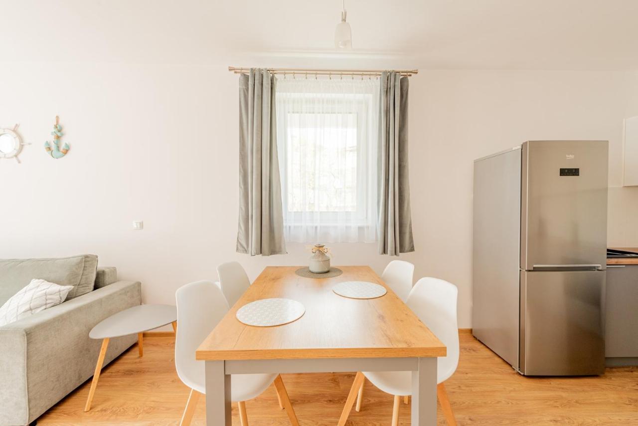 Harbor 9 Apartment Kolobřeh Exteriér fotografie